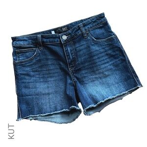 KUT FROM THE KLOTH | NWOT GIDGET FRAY MID-RISE DENIM SHORTS | 6